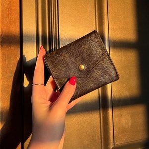 Authentic Louis Vuitton Elise Wallet - Vintage from 1991